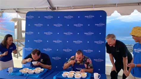 O.C. mayors go head to head in mac and cheese eating contest to support Make-A-Wish